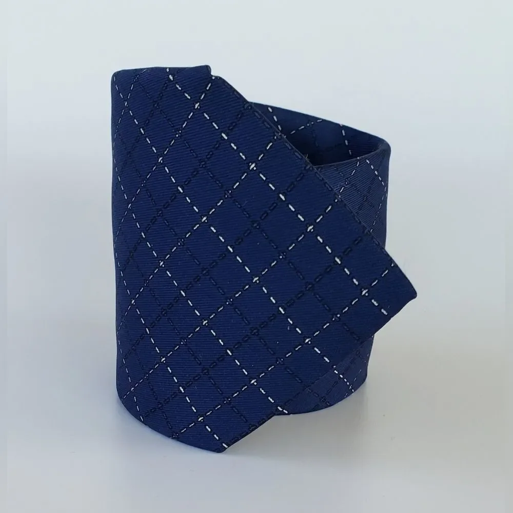 Hermes Made in France 100% Silk Men's Tie
